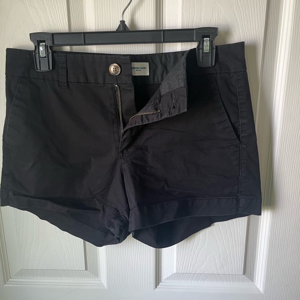 Old Navy Black Mid Rise Shorts